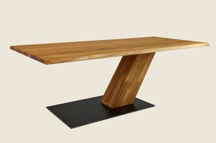 Massivholztisch 02