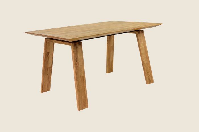 Massivholztisch 08